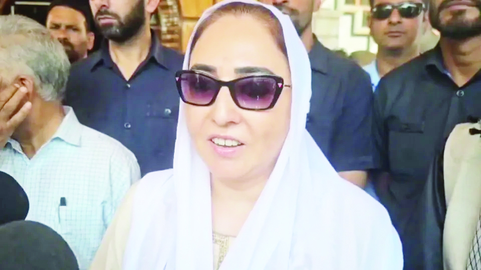 No ban but avoid spilling of food to maintain sanctity of Khankahs: Darakhshan Andrabi