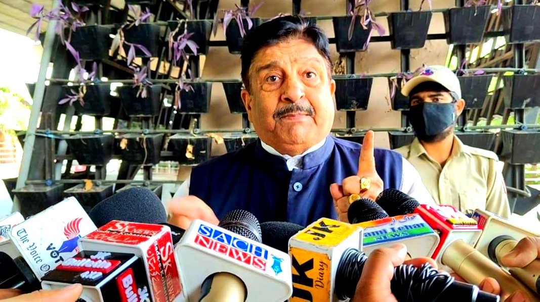 Dimple demands assembly debate on J&K Statehood, Article 370 and Jobs Dimple demands assembly debate on J&K Statehood, Article 370 and Jobs