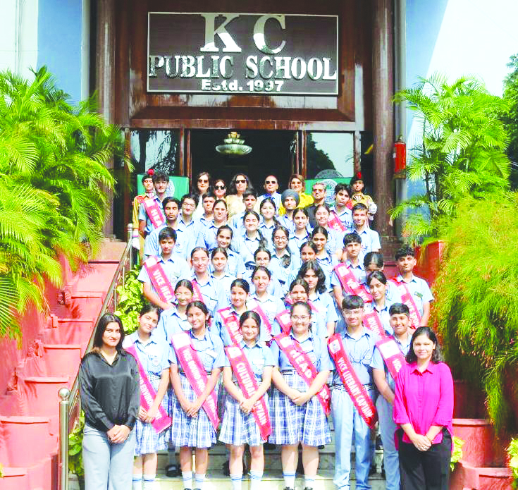 Distinguished global leader of the Round Square visits KC Public School