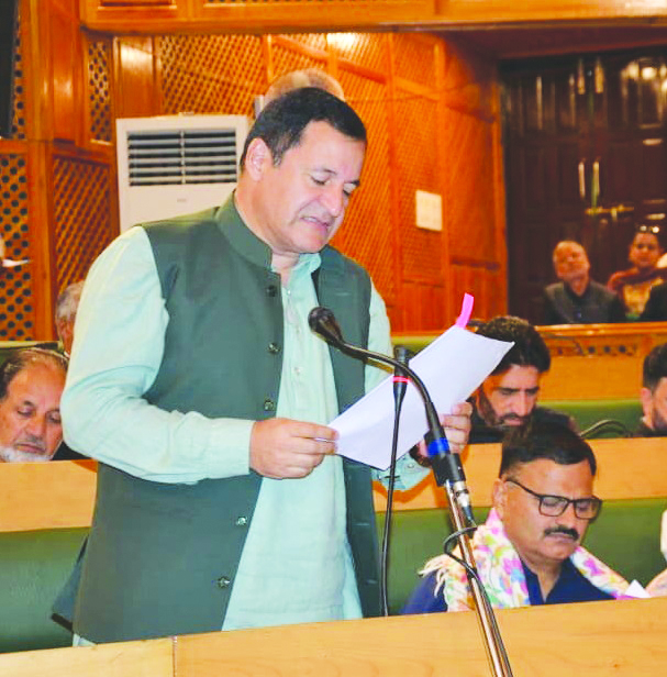 Govt intensifies Agriculture, Irrigation, Market-linkage interventions in Lolab: Javid Dar