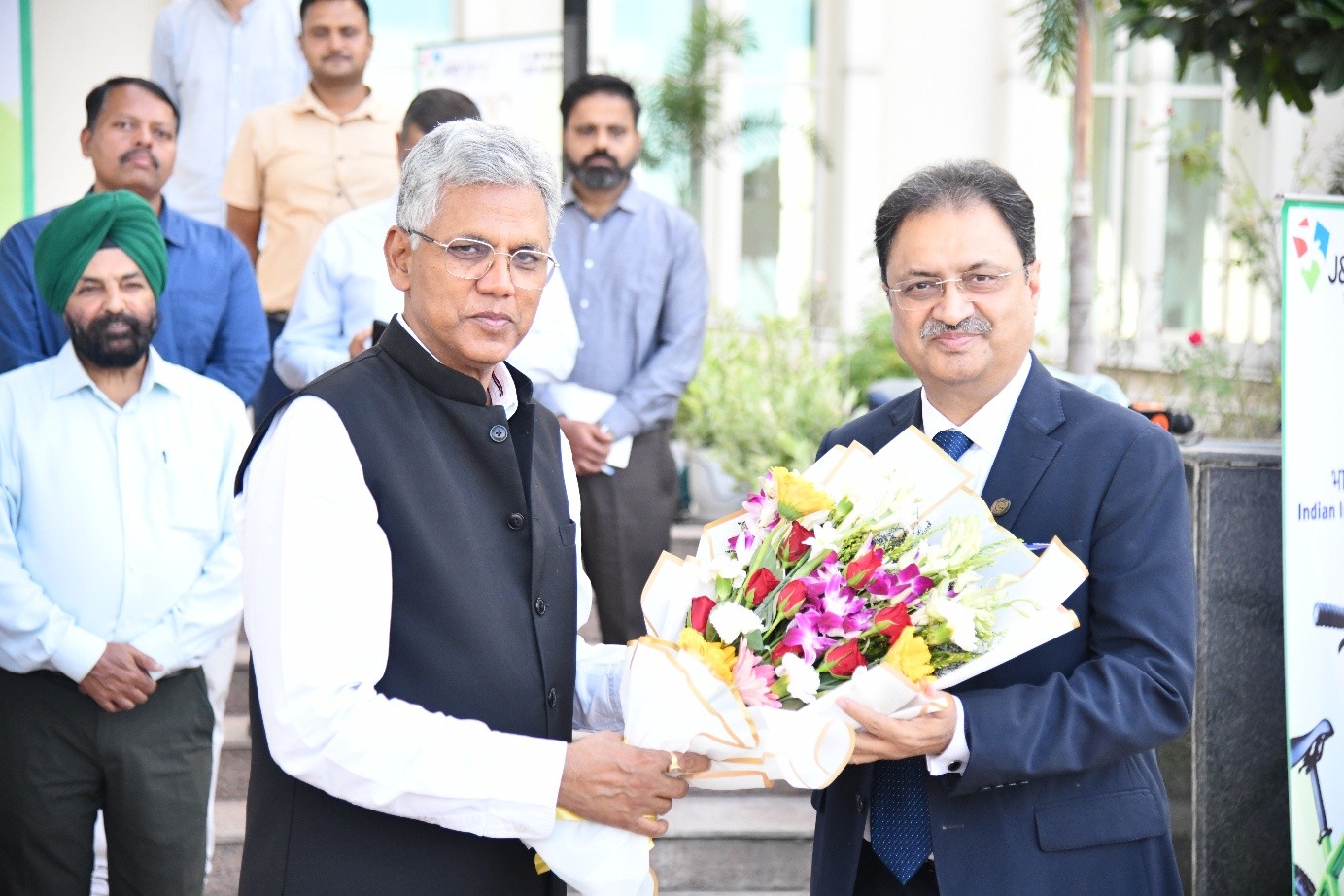 IIM Jammu and J&K Bank join hands to advance sustainable mobility with flag-off of bicycles