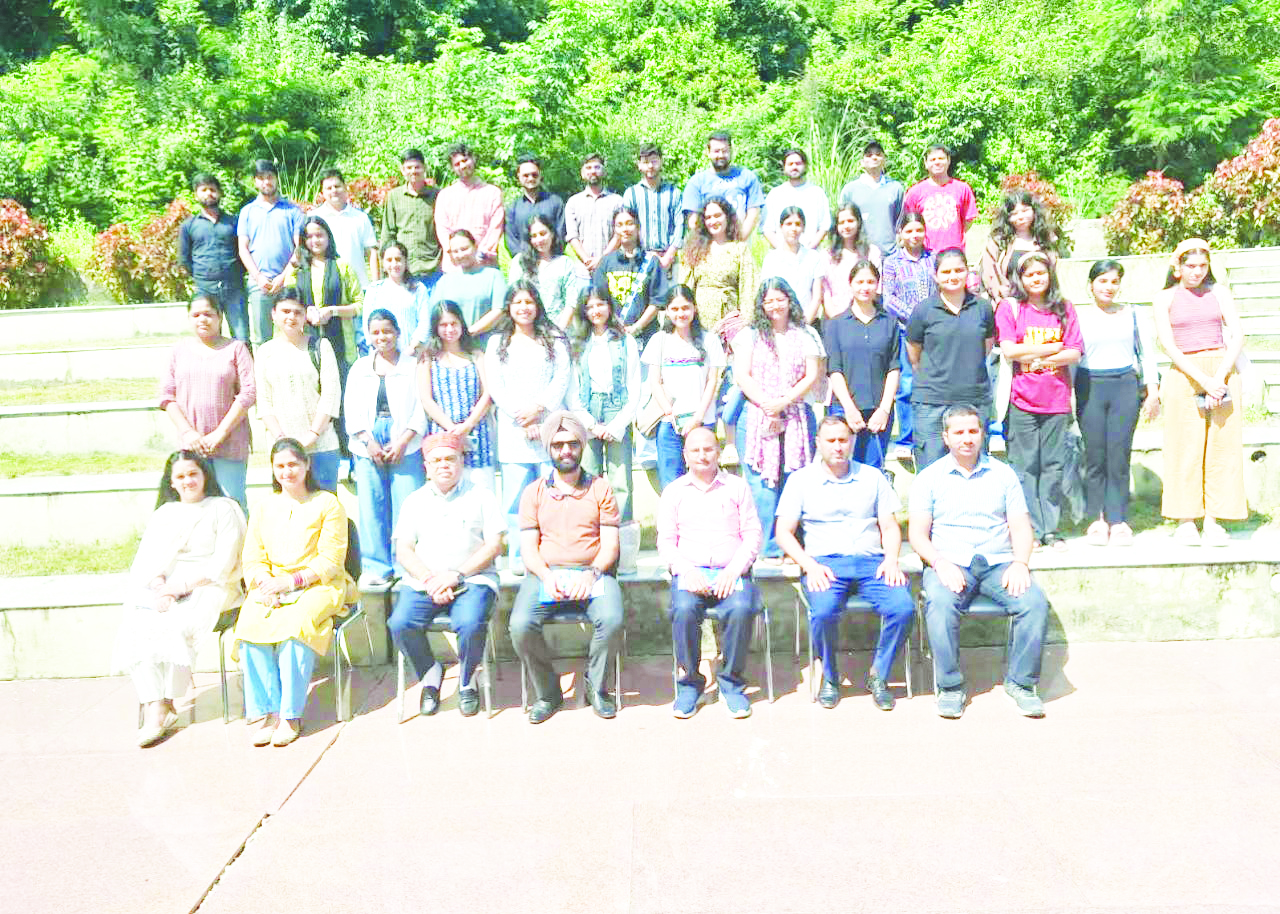 IIMC Jammu organises cyber security workshop with help of Cyber Police IIMC Jammu organises cyber security workshop with help of Cyber Police