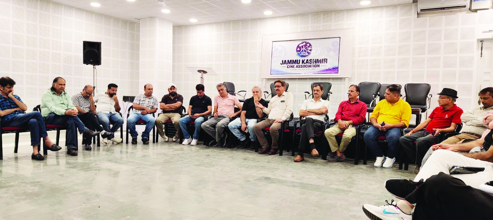 J&K Cine Association seeks second International Film Festival in Jammu J&K Cine Association seeks second International Film Festival in Jammu