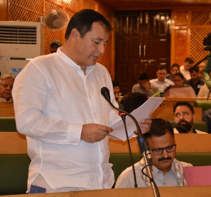 J&K’s horticulture sector supports livelihoods of nearly 35 lakh people, contributes around 10% to UT’s GDP: Javid Dar J&K’s horticulture sector supports livelihoods of nearly 35 lakh people, contributes around 10% to UT’s GDP: Javid Dar