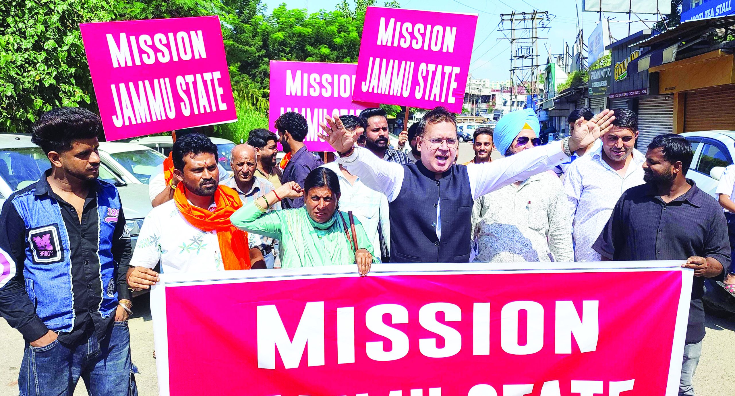 Jayesh Gupta leads ‘Mission Jammu State’ protest, raises concerns over alleged discrimination Jayesh Gupta leads ‘Mission Jammu State’ protest, raises concerns over alleged discrimination