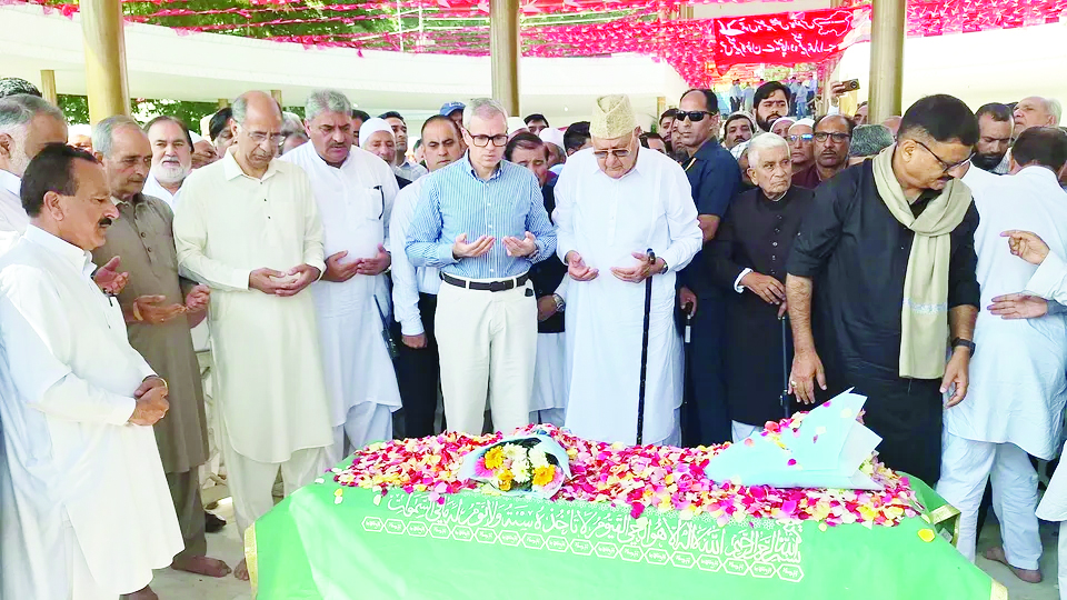 NC pays tribute to Sheikh Abdullah on 44th death anniversary