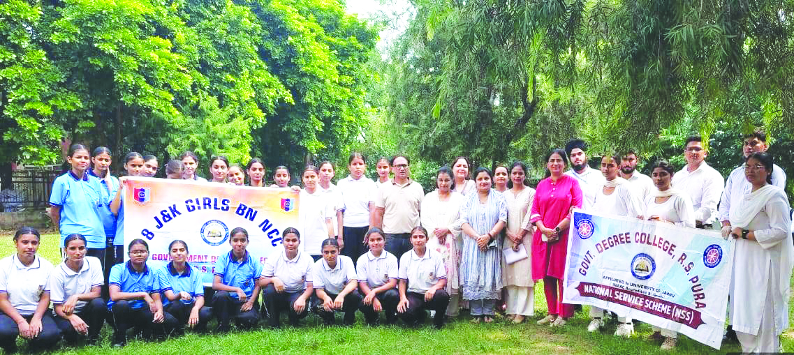 NCC, NSS Units of GDC R S Pura conduct cleanliness drive under Swachh Bharat Abhiyan NCC, NSS Units of GDC R S Pura conduct cleanliness drive under Swachh Bharat Abhiyan