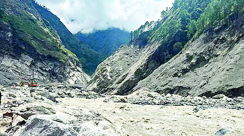 Nepal flood death toll climbs to 1,365 as rescue efforts continue