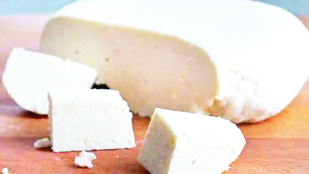 20 bags of suspected adulterated paneer seized from bus in Jammu
