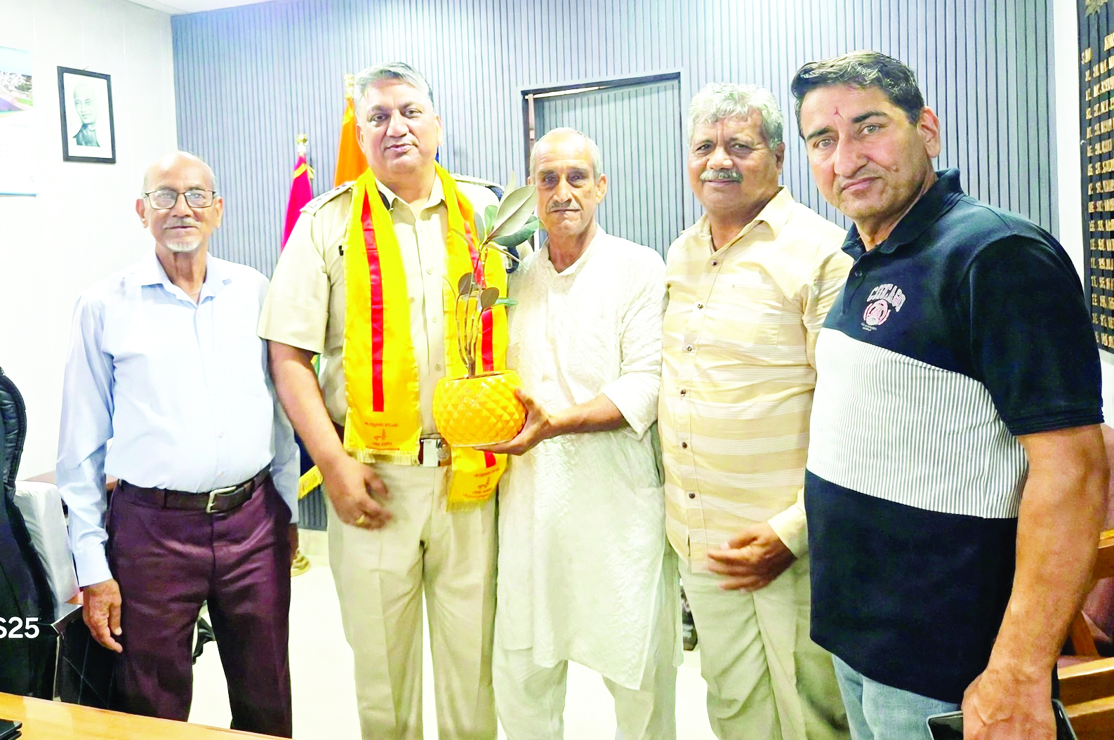 TAJK felicitates SSP Dushyant Sharma for Asian Games assignment TAJK felicitates SSP Dushyant Sharma for Asian Games assignment