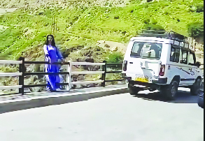 Chenab Valley shocked after 21-Year-Old Woman jumps into Chenab in Doda
