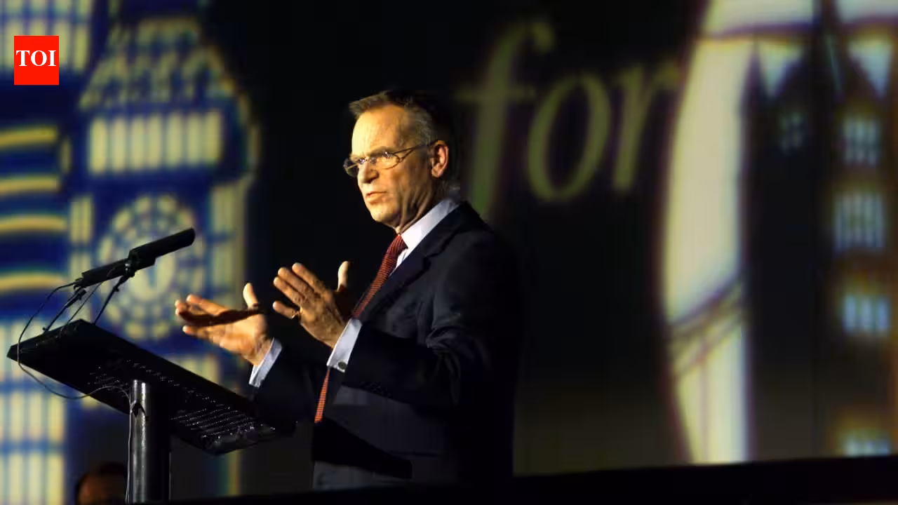 Jeffrey Archer, British author and former conservative politician, dies at 86