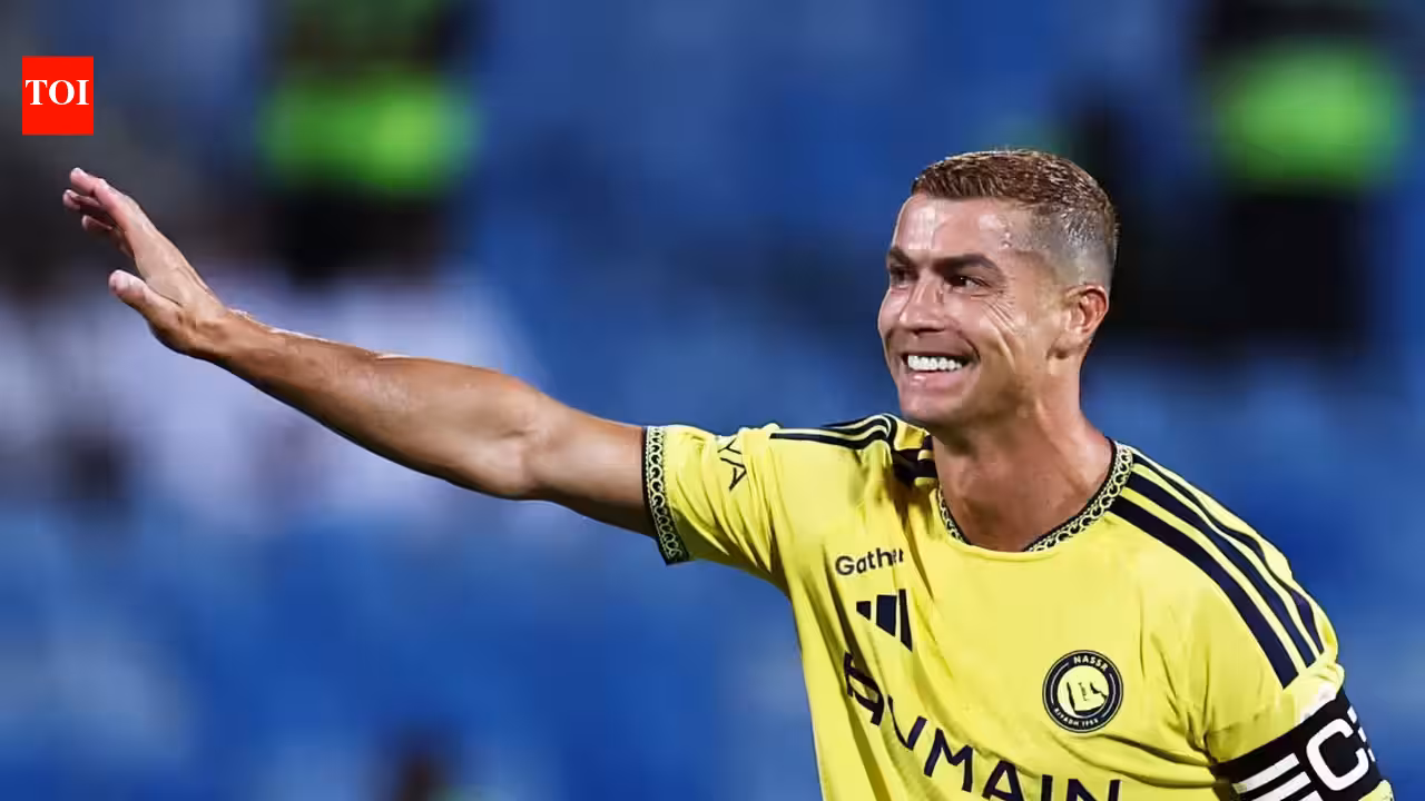 Cristiano Ronaldo’s UAE Golden Visa: How he qualified without property and still holds residency despite living and playing for Saudi’s Al-Nassr | Football News Cristiano Ronaldo’s UAE Golden Visa: How he qualified without property and still holds residency despite living and playing for Saudi’s Al-Nassr | Football News