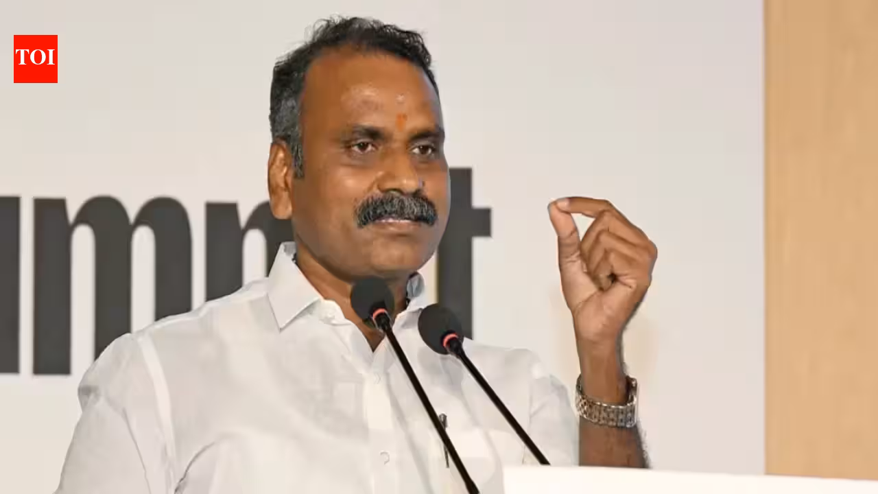 Murugan offers to resign, sparks Cab reshuffle buzz | India News Murugan offers to resign, sparks Cab reshuffle buzz | India News