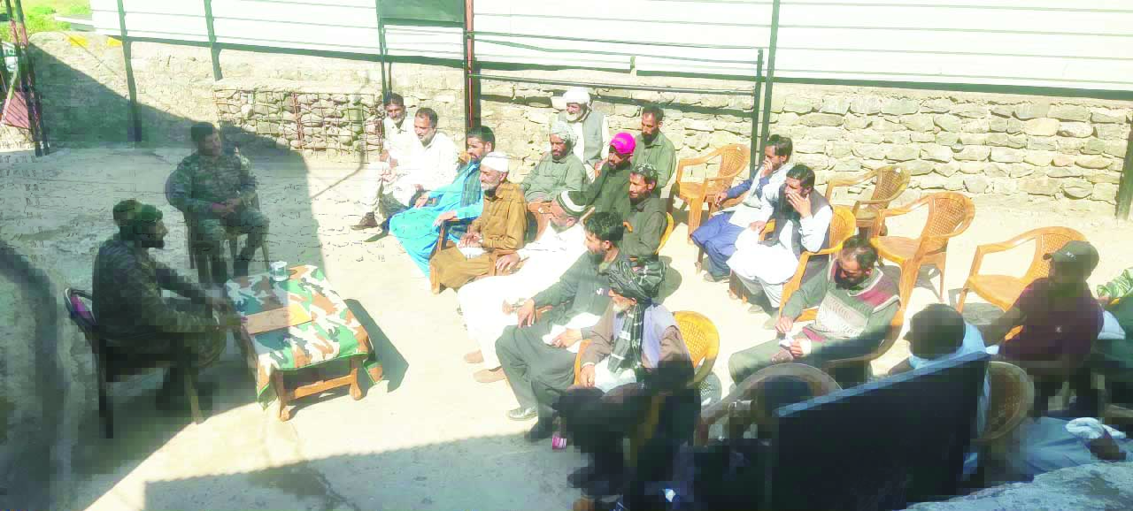 Army organizes Awam meet with Bakkarwal community at Chhatral