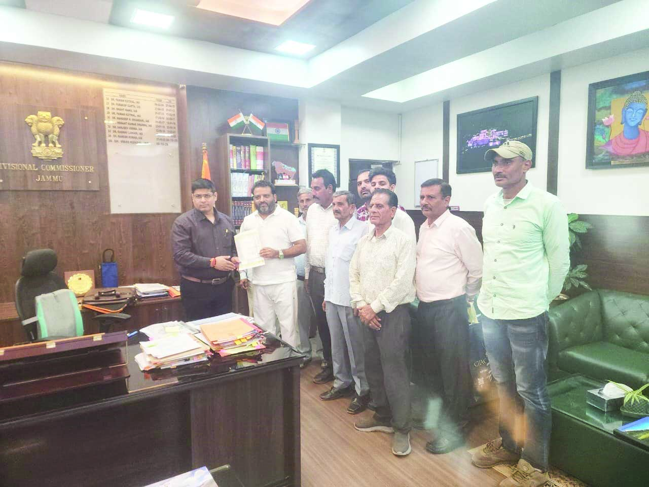 Bharat Priye seeks higher paddy procurement target, compensation for rain-hit farmers Bharat Priye seeks higher paddy procurement target, compensation for rain-hit farmers