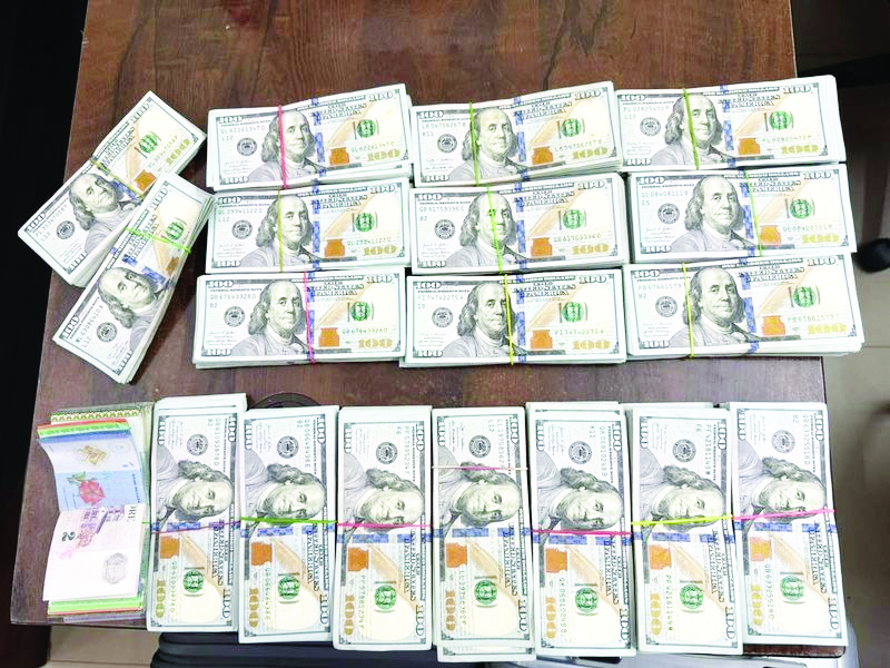 DRI seizes foreign currency worth Rs 1.56 Cr at Hyderabad Airport, Arrests two