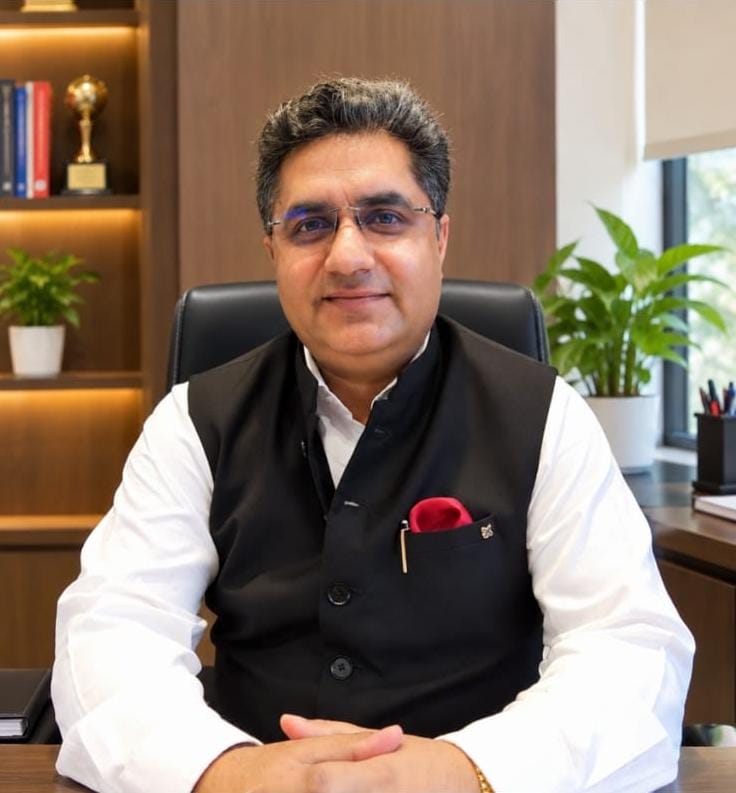 Extend Vande Bharat halt to five minutes: Dr Varinder