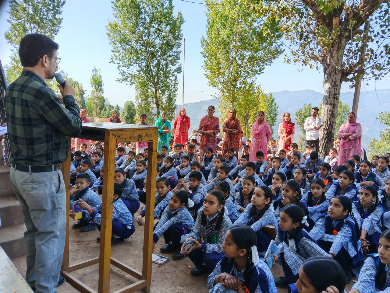 Gandhi, Shastri Jayanti celebrated at Himalayan Public High School Meer