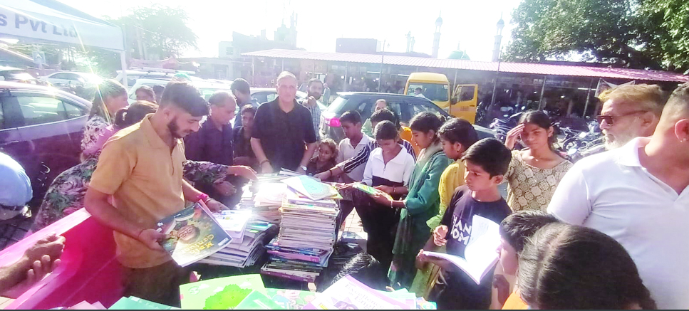 Healthy India Stronger India distributes free books, bags, stationery to needy students during Navratra
