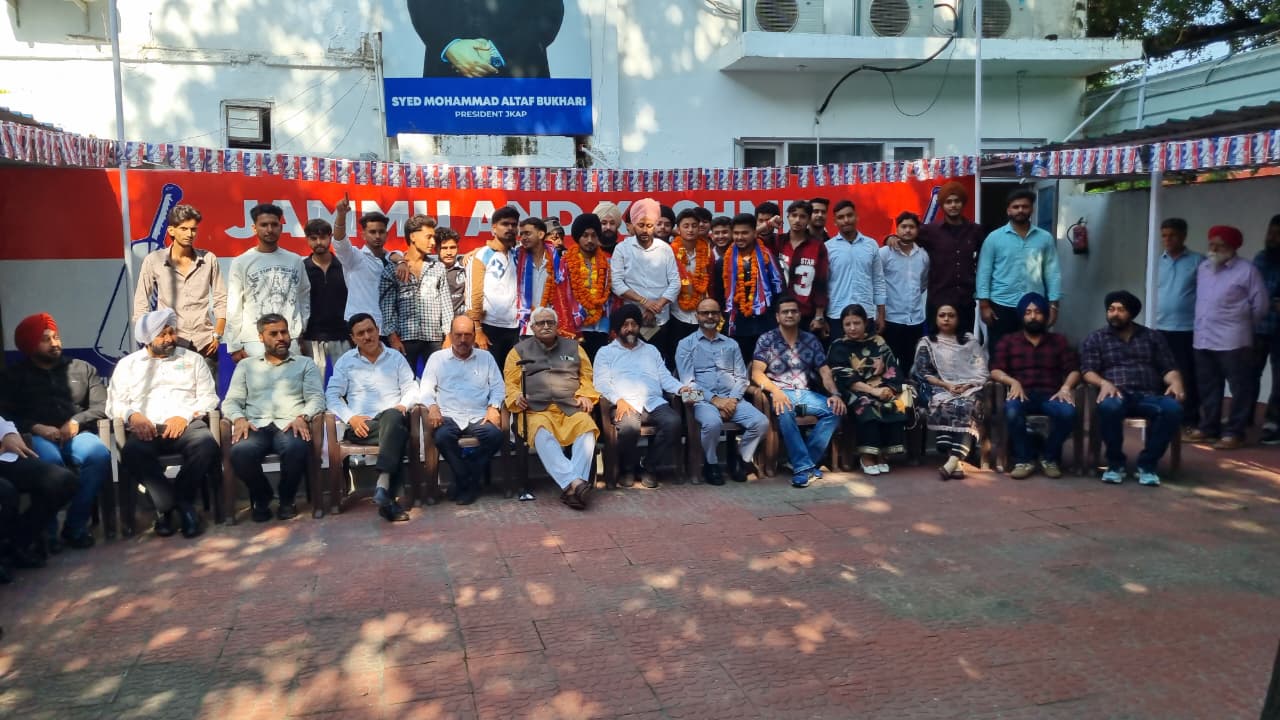 Honest and true politics draws youth to JKAP as GGMSC students join Students Union