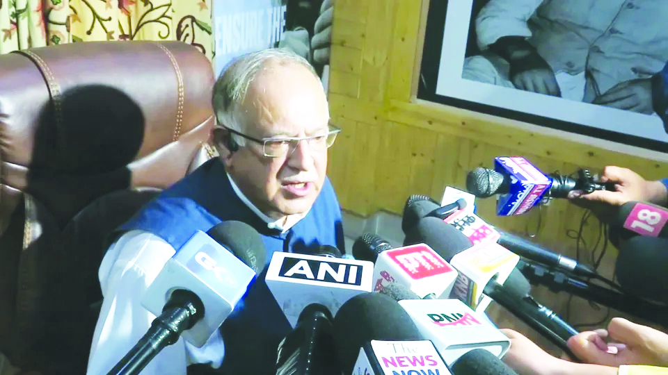 JKPCC chief seeks time-bound probe into alleged misconduct by senior IAS officer