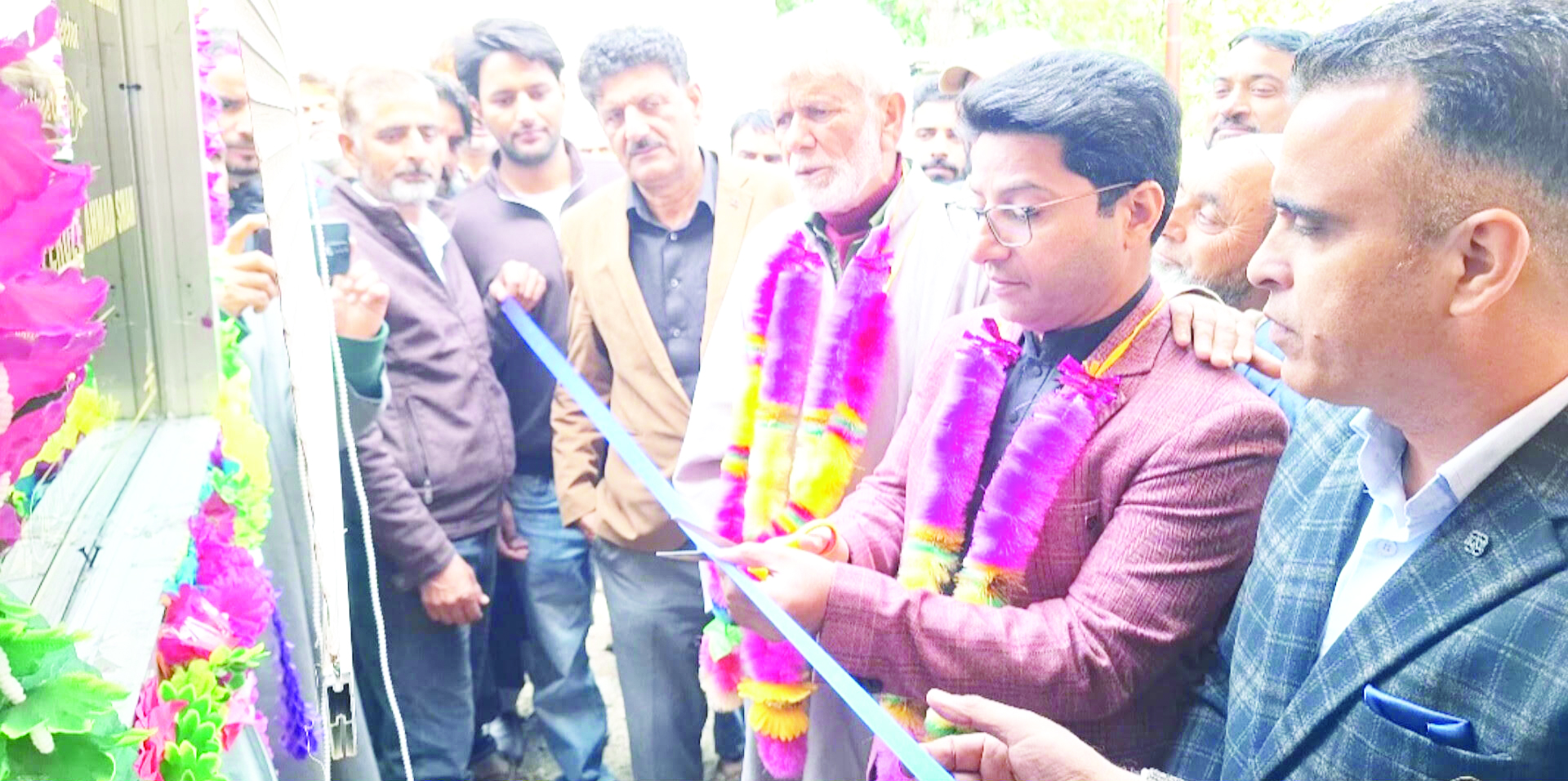 MLA Devsar lays foundation stone for Razloo Adda–Reedinard Road