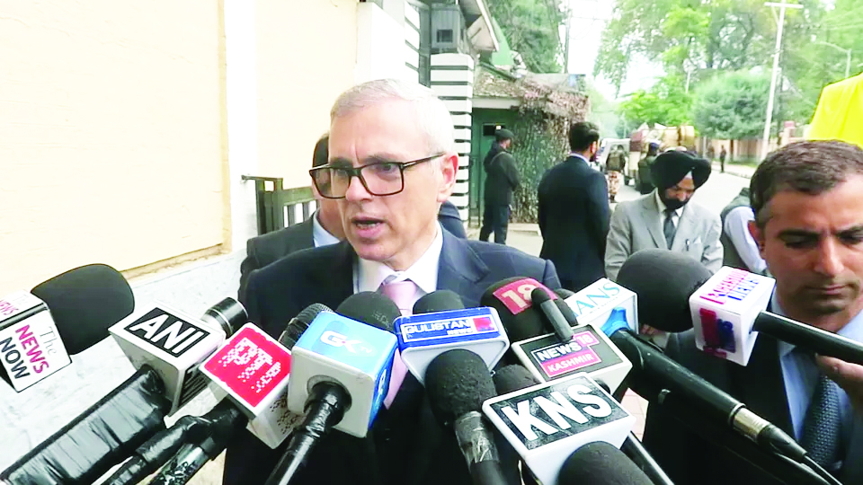 Omar says cabinet reshuffle list finalised after consultations with Farooq Abdullah