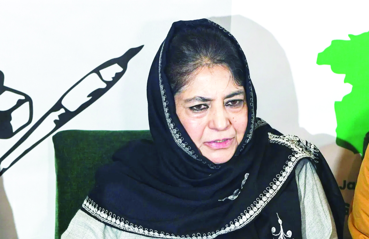 “27-Day protest reflects deep frustration among J&K Agriculture Graduates”: Mehbooba Mufti