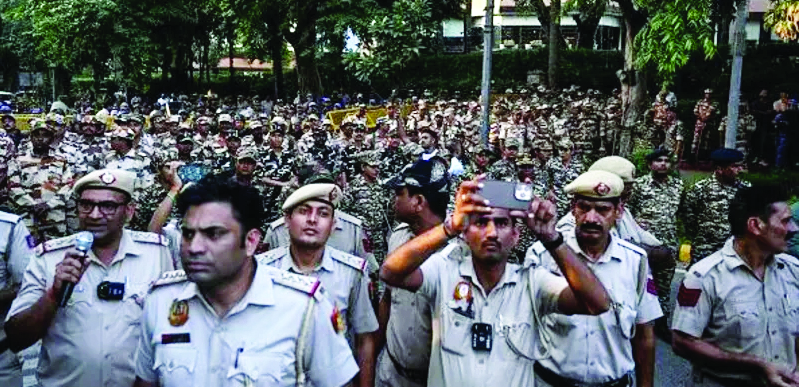 Thousands of security personnel deployed as Delhi braces for ‘cockroach’ protest